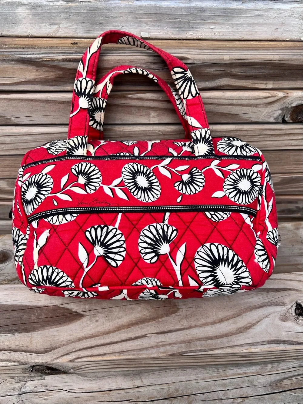 •Vera Bradley Red Floral Quilted Cosmetic Organizer EUC!